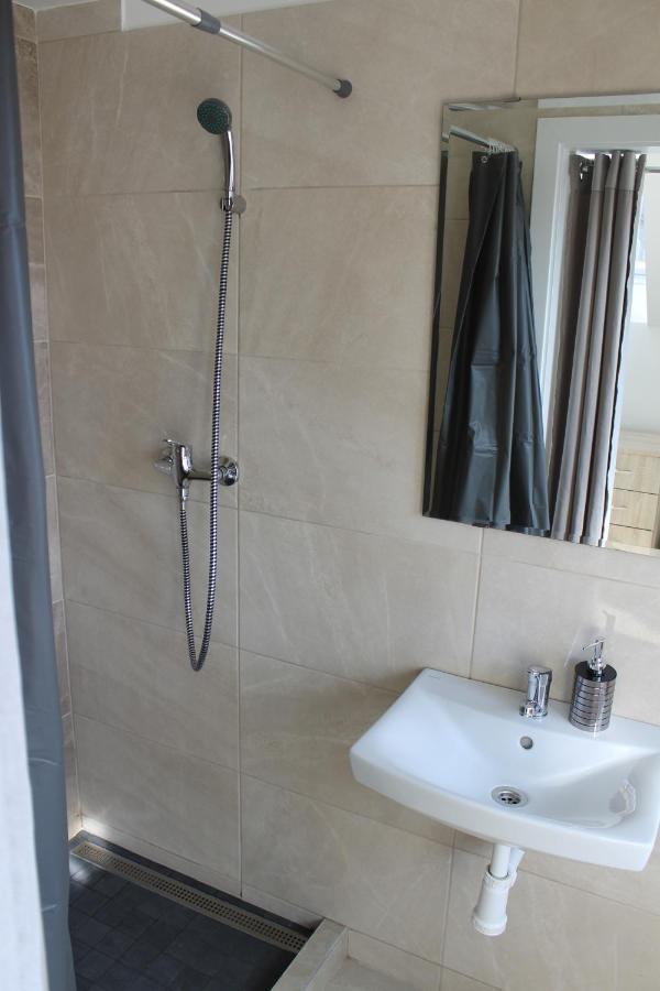 Apartmany Pri Auparku Пьештяни Экстерьер фото