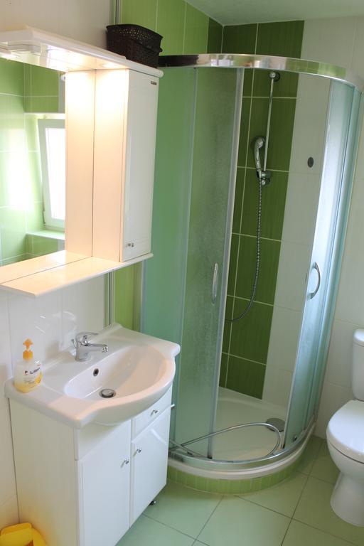Apartmany Pri Auparku Пьештяни Экстерьер фото